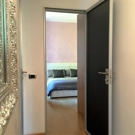 Flat 81 Apartment
